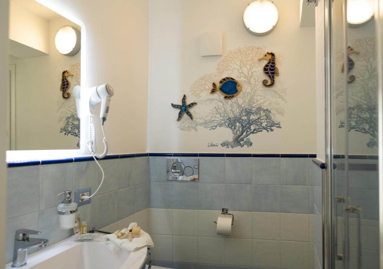 アマルフィScirocco - Amazing Flat With Terrace In The Centerアパートメント エクステリア 写真